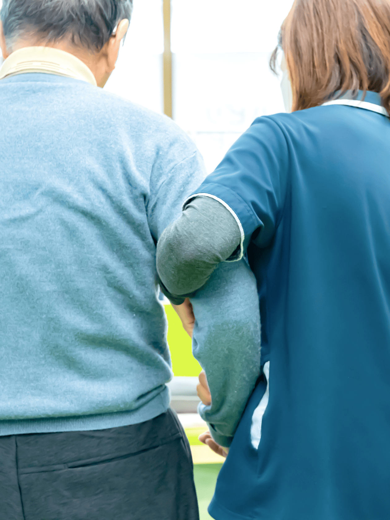 利用者様を支える介護士